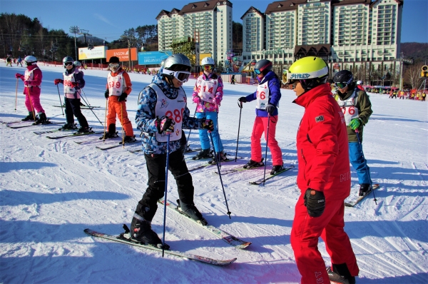 스키코리아 페스티벌(FUN SKI) 스키강습. 사진=한국관광공사 제공