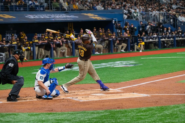 MLB 정규 시즌 개막 2차전 9회초 파드리스 매니 마차도의 결정적인 홈런으로 승부에 마침표를 찍었다. 사진-쿠팡플레이.