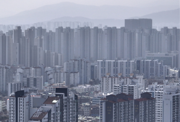 지난 17일 서울 시내 아파트 단지 모습. 사진=연합뉴스 제공